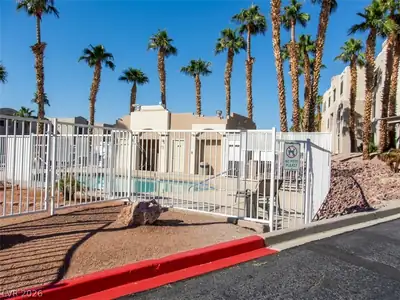 2016 Mesquite Lane 204, Laughlin, NV 89029 Pool