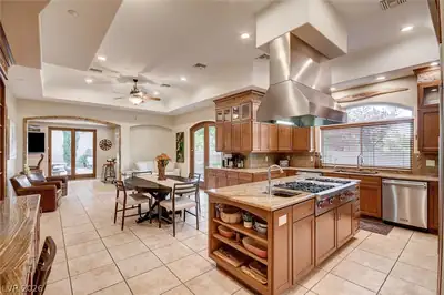 11 Greely Club Trail, Henderson, NV 89052 Kitchen