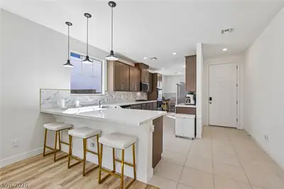 12470 Madison Park Place, Las Vegas, NV 89138 Kitchen