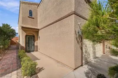 8937 Veneroso Street, Las Vegas, NV 89148 Front of Structure