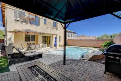 10417 Walworth Avenue, Las Vegas, NV 89166 Yard