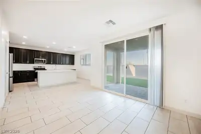 2869 Gaffer Film Street, Las Vegas, NV 89156 Dining Area