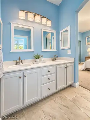 2752 Saigon Drive, Henderson, NV 89052 Primary Bathroom