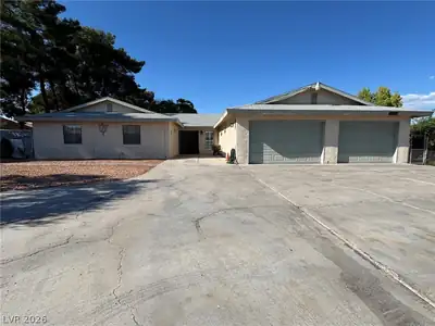 7920 Hickam Avenue, Las Vegas