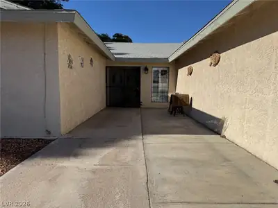 7920 Hickam Avenue, Las Vegas, NV 89129 Entry
