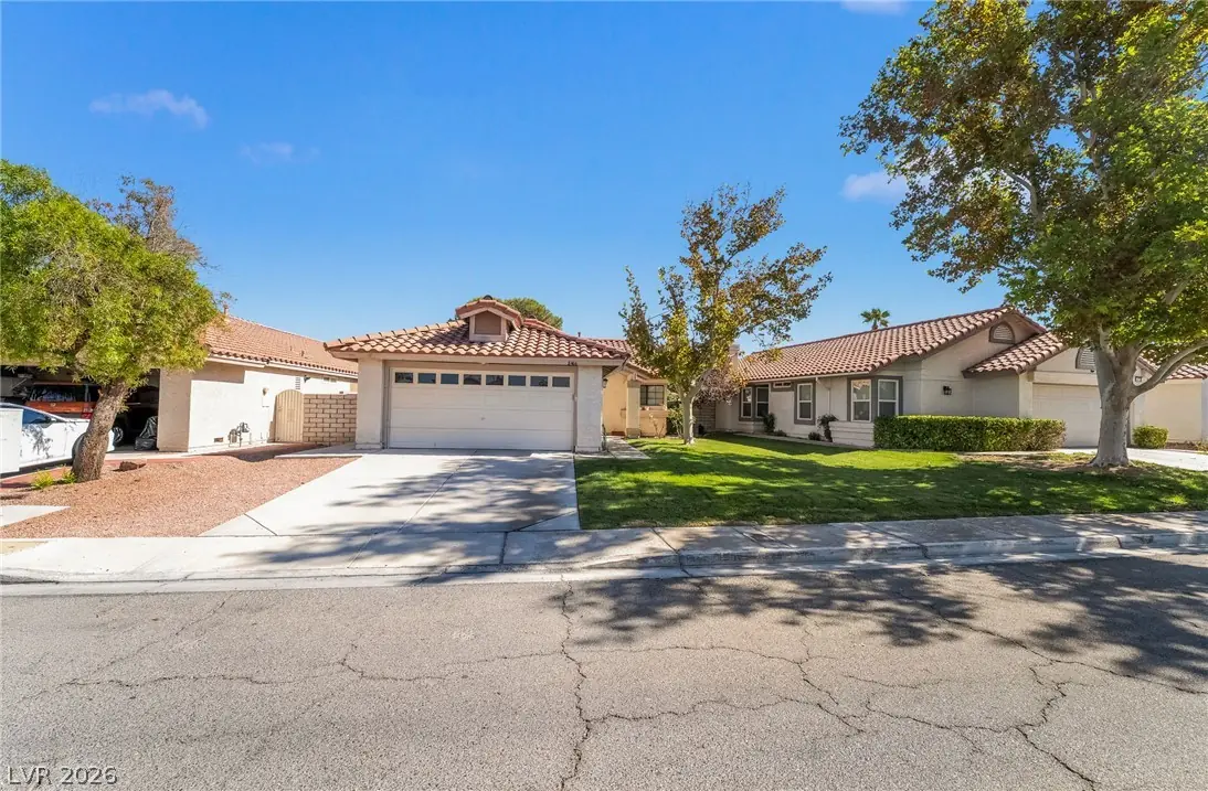 8466 Palmada Drive, Las Vegas, NV 89123