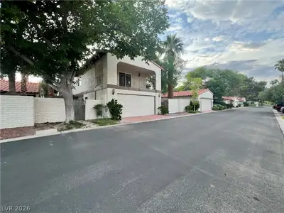 2316 Plaza Del Grande, Las Vegas, NV 89102 Community