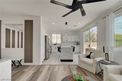 1524 Remembrance Hill Street, Las Vegas, NV 89144 Living Room