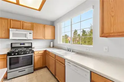 830 Carnegie Street 623, Henderson, NV 89052 Kitchen