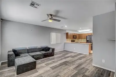 9052 Pearl Cotton Avenue, Las Vegas, NV 89149 Living Room