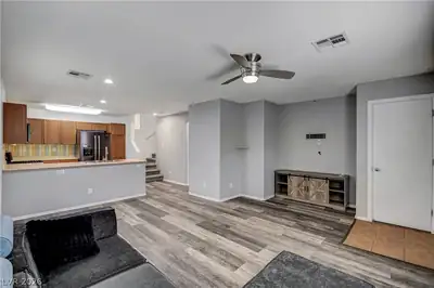 9052 Pearl Cotton Avenue, Las Vegas, NV 89149 Living Room