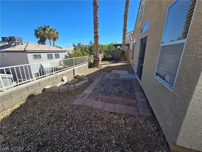 7905 SMOKEY RIDGE Court 0, Las Vegas, NV 89131 Yard