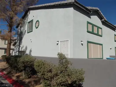 5621 Lago Court, Las Vegas, NV 89118 