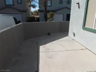 5621 Lago Court, Las Vegas, NV 89118 
