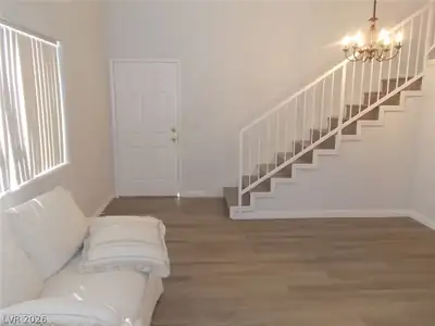 5621 Lago Court, Las Vegas, NV 89118 