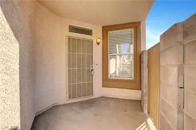 7461 Sunspot Drive, Las Vegas, NV 89128 