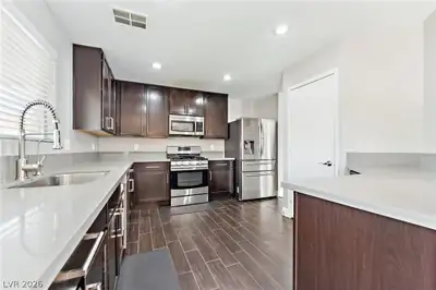 11129 Rossi Avenue, Las Vegas, NV 89144 Kitchen