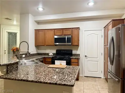 9723 Aleutian Street, Las Vegas, NV 89178 Kitchen