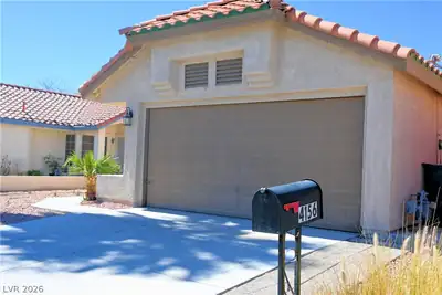 4156 OVERBROOK Drive, Las Vegas, NV 89108 Garage