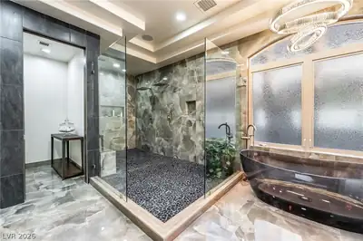 9325 Canyon Classic Drive, Las Vegas, NV 89144 Primary Bathroom