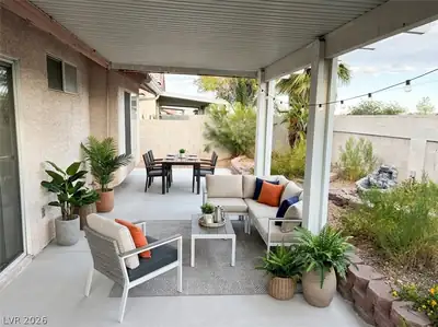 8121 Chambersberg Street, Las Vegas, NV 89147 Patio