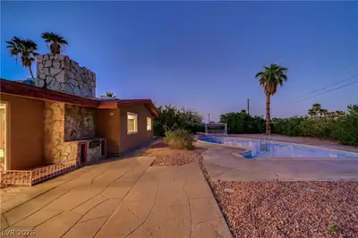 838 Fairview Drive, Henderson, NV 89015 