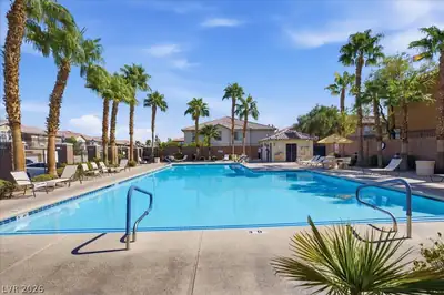 6255 West Arby Avenue 210, Las Vegas, NV 89118 Pool