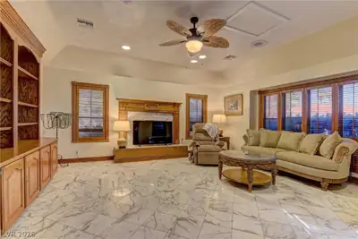 3380 Camino Gardens Way, Las Vegas, NV 89146 Living Room