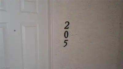 5030 Rainbow Boulevard 205, Las Vegas, NV 89118 