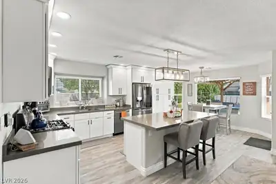 311 Glasgow Street, Henderson, NV 89015 Kitchen