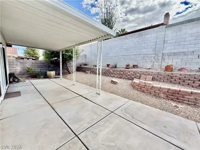 2489 Muirfield Avenue, Henderson, NV 89074 Patio
