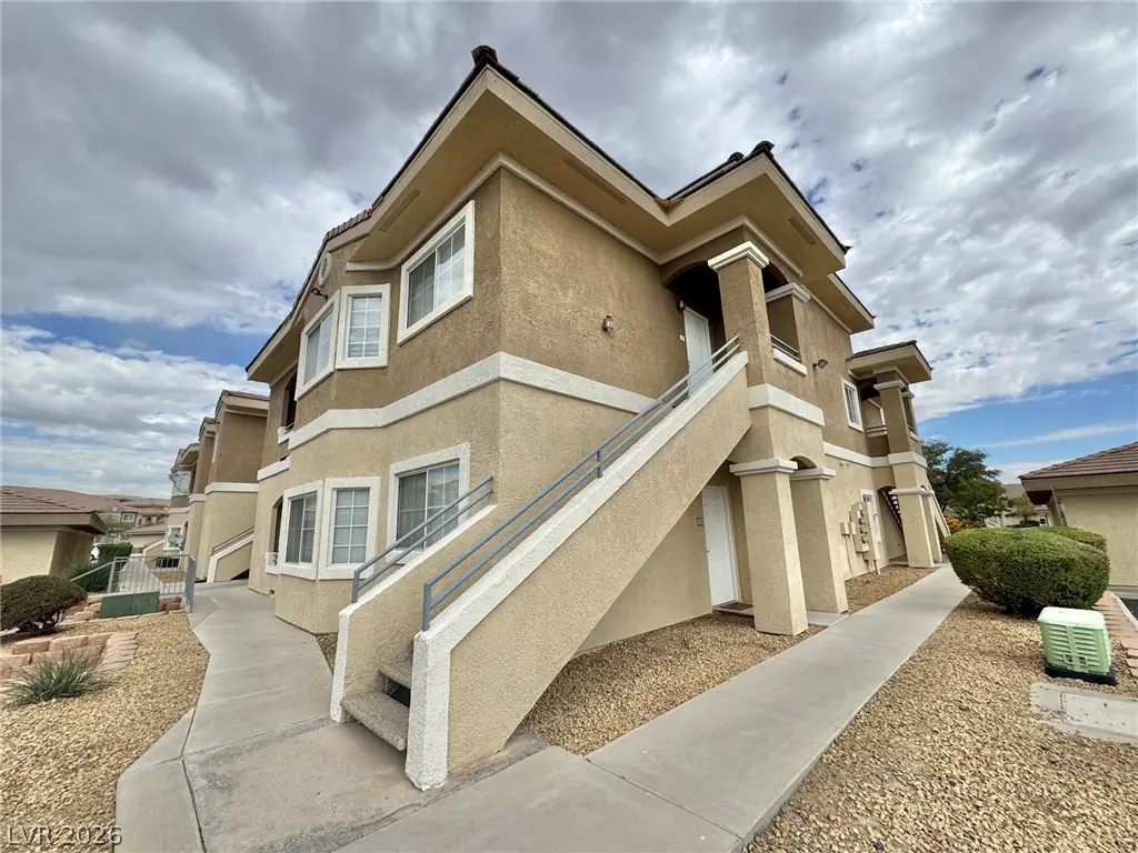833 Aspen Peak Loop 2126, Henderson, NV 89011