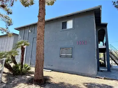 1521 Cobb Lane, Las Vegas, NV 89101 