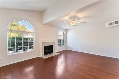 2841 Floral Peak Drive, Henderson, NV 89074 Living Room