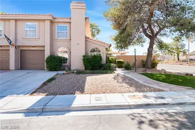 2841 Floral Peak Drive, Henderson