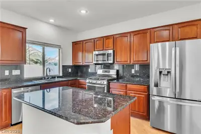3320 Carefree Beauty Avenue, North Las Vegas, NV 89081 Kitchen