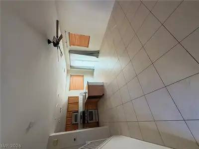 9967 Carrizo Springs Avenue, Las Vegas, NV 89148 Kitchen