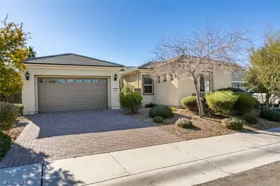 2249 Gondi Castle Avenue, Henderson, NV 89044 Front of Structure