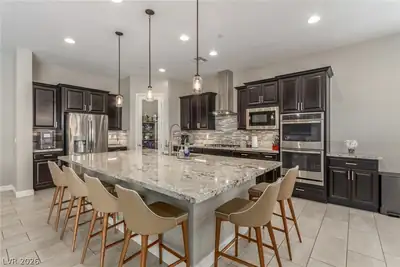 8 Via Tiberina, Henderson, NV 89011 Kitchen
