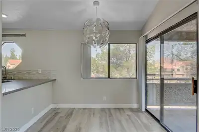 5028 South Rainbow Boulevard 205, Las Vegas, NV 89118 Dining Area