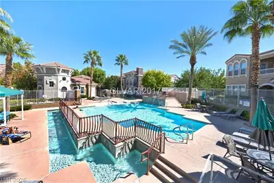 10001 Peace Way 2183, Las Vegas, NV 89147 Pool