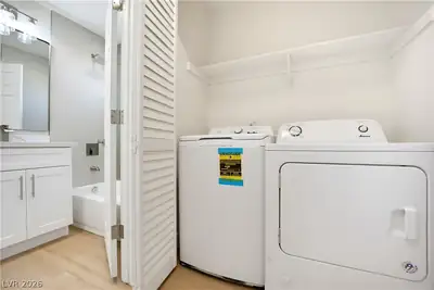 3312 Sturbridge Circle, Las Vegas, NV 89129 Laundry
