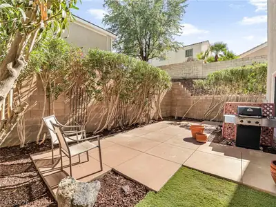 272 Fortifying Crest Court, Henderson, NV 89052 Patio
