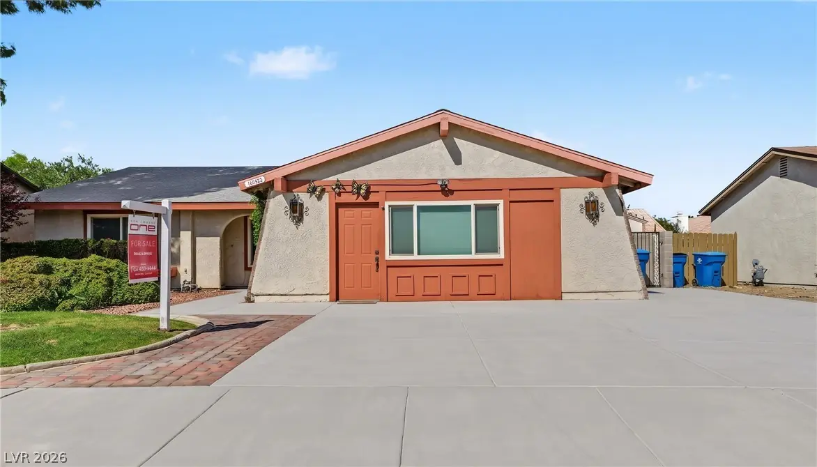5680 Blossom View Avenue, Las Vegas, NV 89142