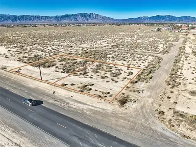 2040 South Pahrump Valley Boulevard, Pahrump, NV 89048 