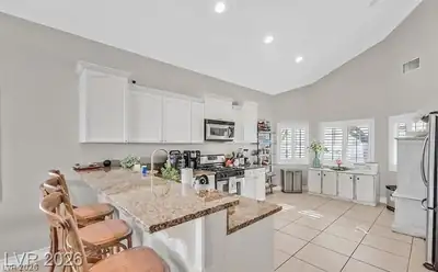 460 West Garrafon Bay Street, Las Vegas, NV 89138 Kitchen