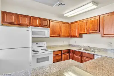 4411 Alexis Drive 444, Las Vegas, NV 89103 Kitchen