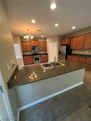 7081 Claythorn Road, Las Vegas, NV 89148 Kitchen