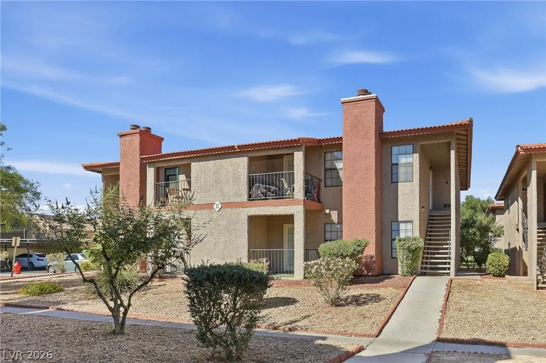 5576 West Rochelle Avenue 13B, Las Vegas, NV 89103