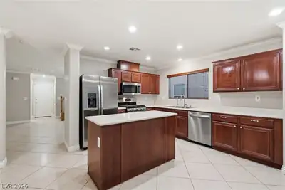 7616 Emerald Ridge Court, Las Vegas, NV 89129 Kitchen
